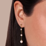 Drop Earrings 750/18 K Yellow Gold with Freshwater Pearls - 8272P