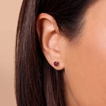 Stud Earrings 750/18 K Yellow Gold with Ruby Ø 5mm - GW205JR