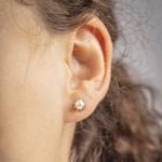 Clous d'oreilles or jaune 750/18 ct avec perle de culture d'eau douce - 8090P