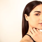 Clous d'oreilles or jaune 750/18 ct avec perles de culture d'eau douce, Papillon - 146251.6PGG