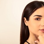 Clous d'oreilles or jaune 750/18 ct Croix avec zircones - 254421.6ZGG