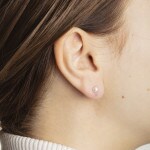 Ohrstecker 750/18 K Gelbgold mit Süsswasser-Kulturperle Ø 4.0mm - 1162.03233/0001