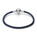 Pandora Moments Blaues Geflochtenes Lederarmband mit Kugelverschluss - 592790C01