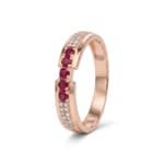 Ring 750/18 K Roségold mit Rubinen & Diamanten 0.09 ct