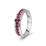 Ring 750/18 K Weissgold mit Rubinen & Diamanten 0.08 ct