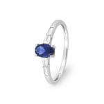Ring 750/18 K Weissgold mit Saphir oval & Diamanten 0.07 ct