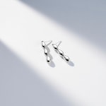 Sif Jakobs Goccia Tre Pianura Boucles d'oreilles pendantes - SJ-E2592