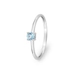 Solitaire Ring 375/9 K White Gold with round Blue Topaz