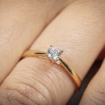 Solitaire Ring 750/18 K Yellow Gold with Cubic Zirconia 4 Prongs - IE012JZ