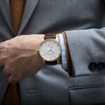 Wenger Urban Classic Small Second Gold Ø 42mm - 01.1741.124