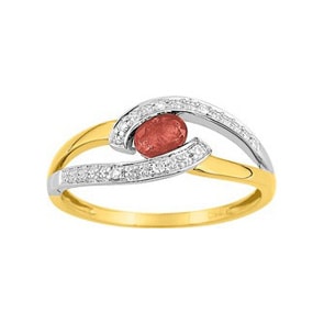 Bague or jaune 750/18 ct avec rubis ovale et diamants 0.03ct.