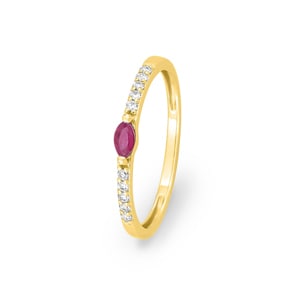 Damenring 750/18 K Gelbgold mit Rubin oval & Diamanten 0.08 ct.
