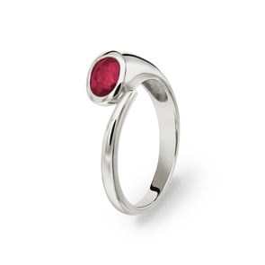 Bague or gris 750/18 ct avec rubis