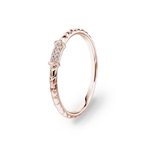 Ring 750/18 K Roségold mit Diamanten 0.03 ct H/si