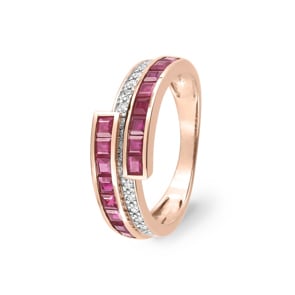 Ring 750/18 K Roségold mit Rubinen & Diamanten 0.06 ct