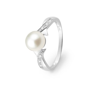 Ring 750/18 K Weissgold mit Süsswasserzuchtperle und Diamanten 0.03ct.