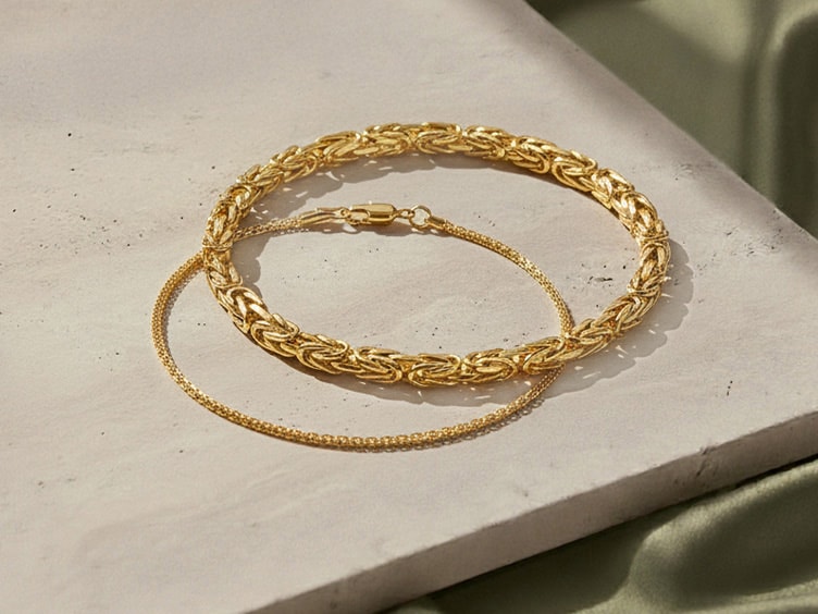 Königsarmbänder aus Gold und Silber Kollektion