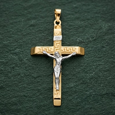 Kreuzanhänger aus Gold