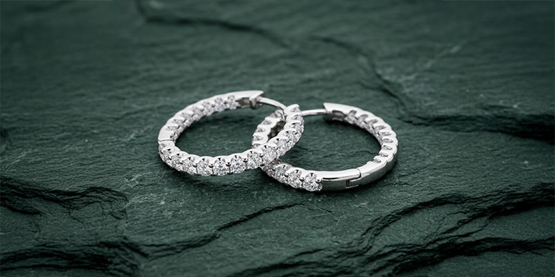 Créoles avec diamants