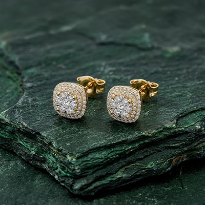 Boucles d'oreilles avec diamants