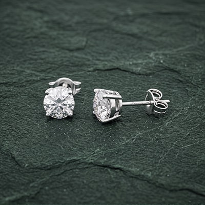 Boucles d'oreilles avec zircones