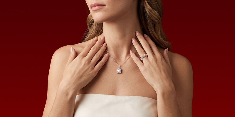 Bijoux pour homme et femme en solde