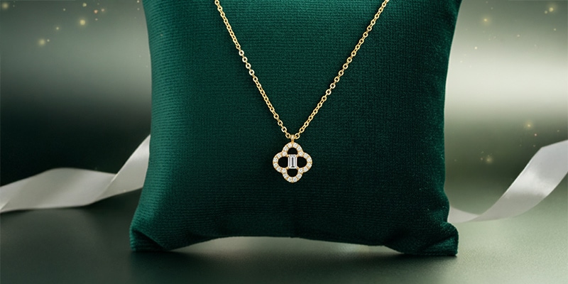 Echantings necklaces